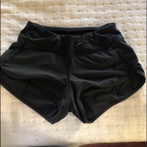 lululemon athletica hotty hot shorts